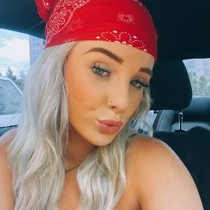 Meet your Posher, Destiny